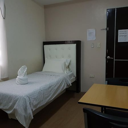 Hotel Giorgio General Santos City Екстер'єр фото