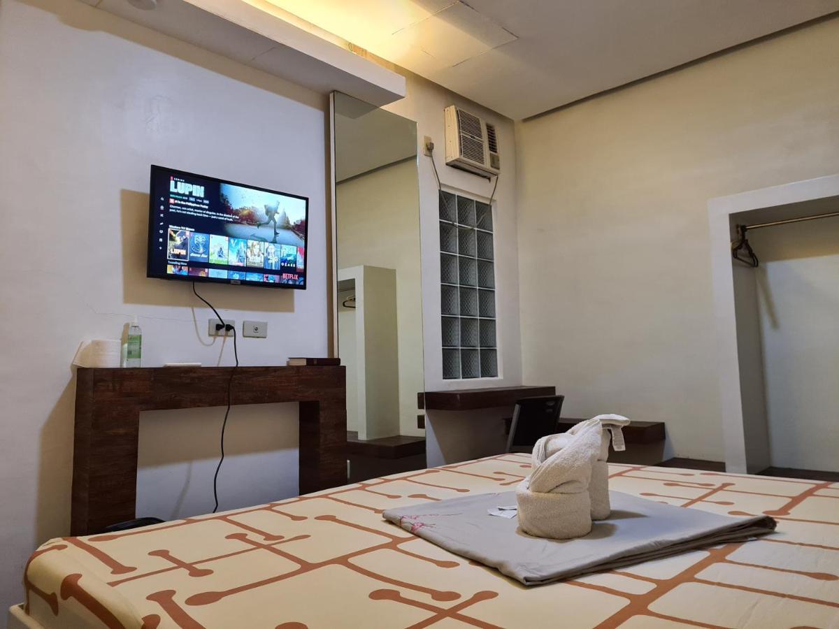 Hotel Giorgio General Santos City Екстер'єр фото