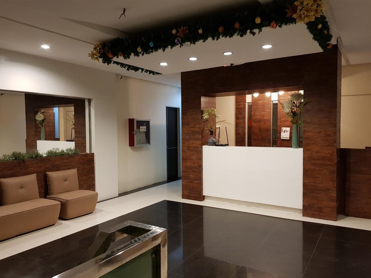 Hotel Giorgio General Santos City Екстер'єр фото