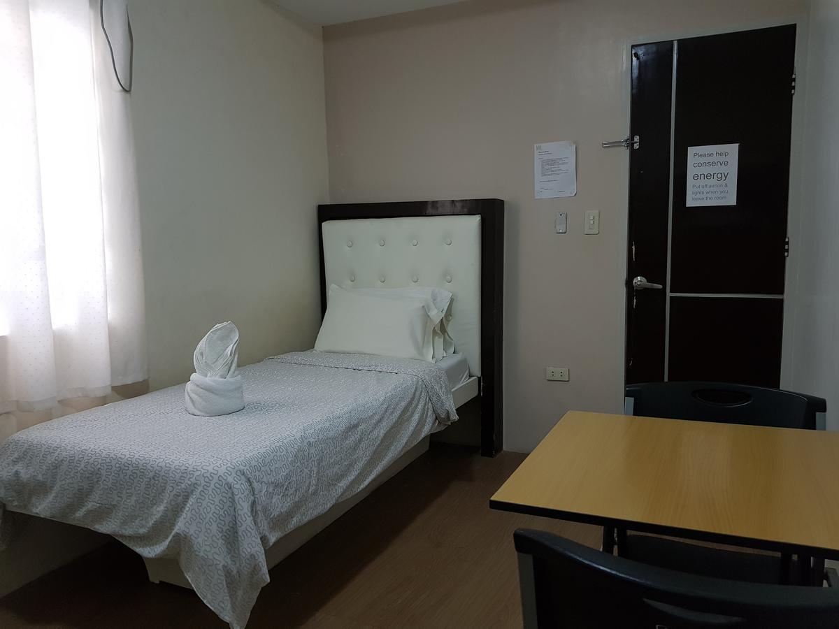 Hotel Giorgio General Santos City Екстер'єр фото