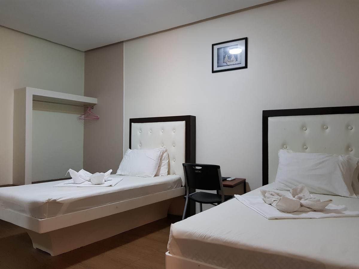 Hotel Giorgio General Santos City Екстер'єр фото