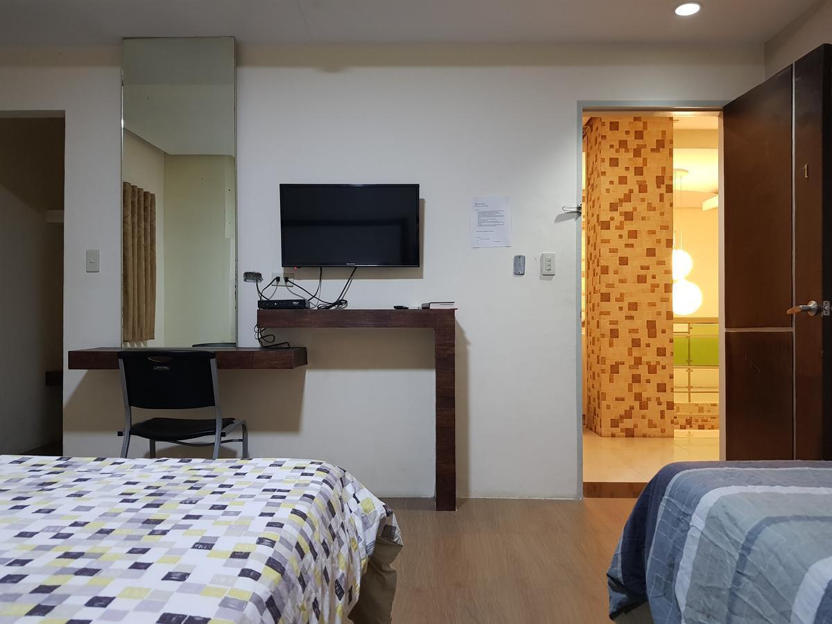 Hotel Giorgio General Santos City Екстер'єр фото